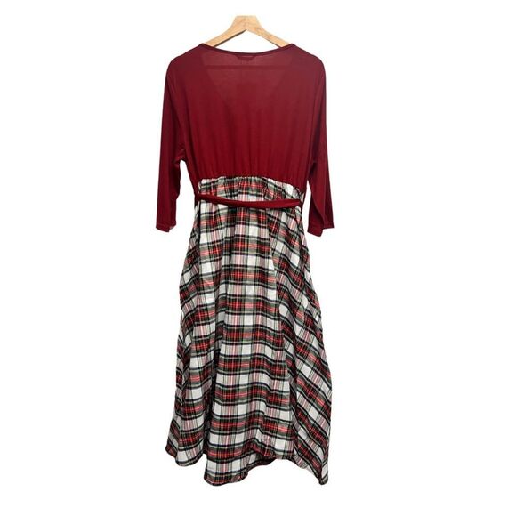 Elegant Red Plaid Midi Dress - Picture 3 of 8